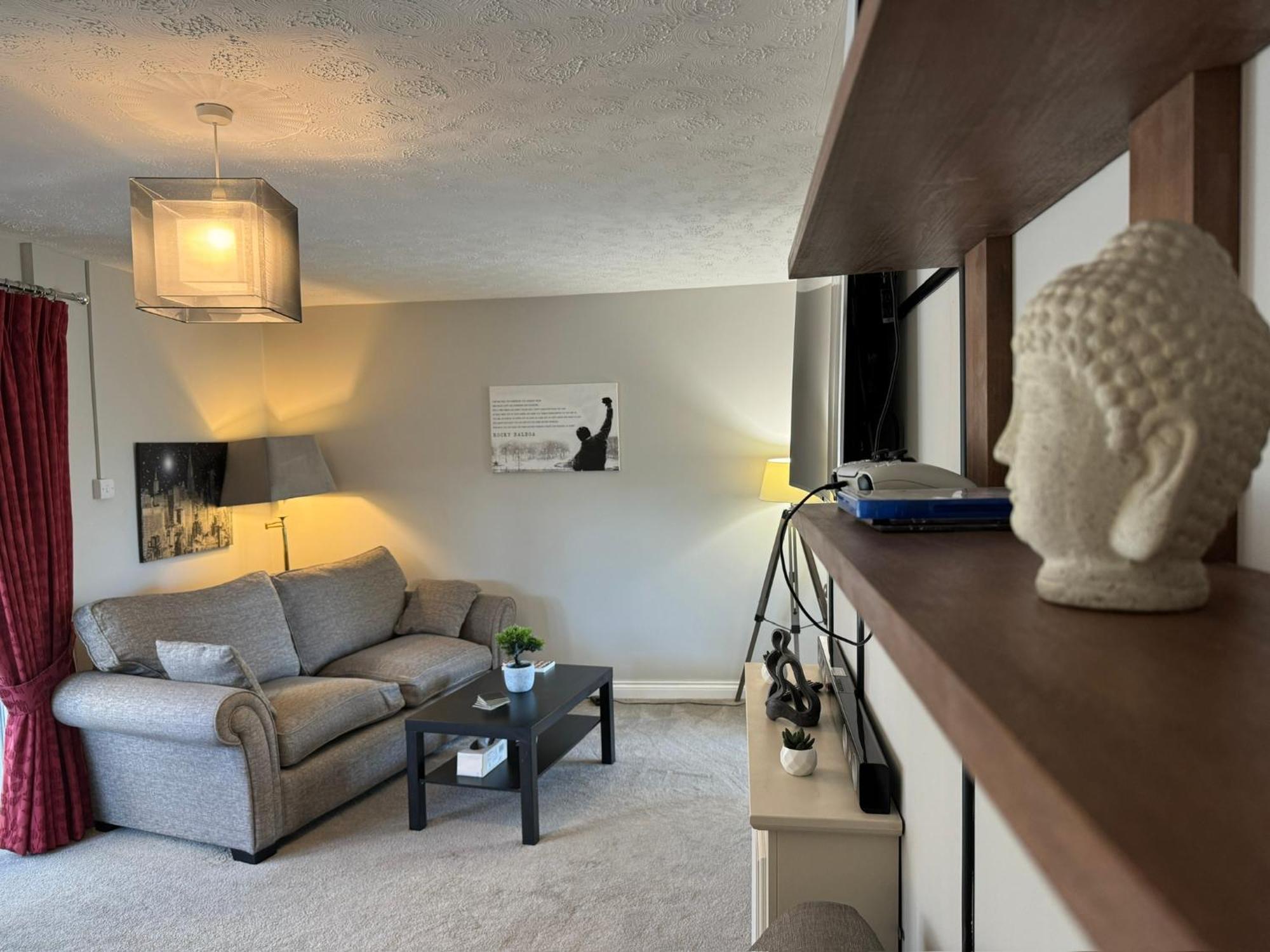 Netflix Home Jacuzzi Gym Fast Wifi Ps5 Free Parking 2 Spaces Hereford Exteriör bild