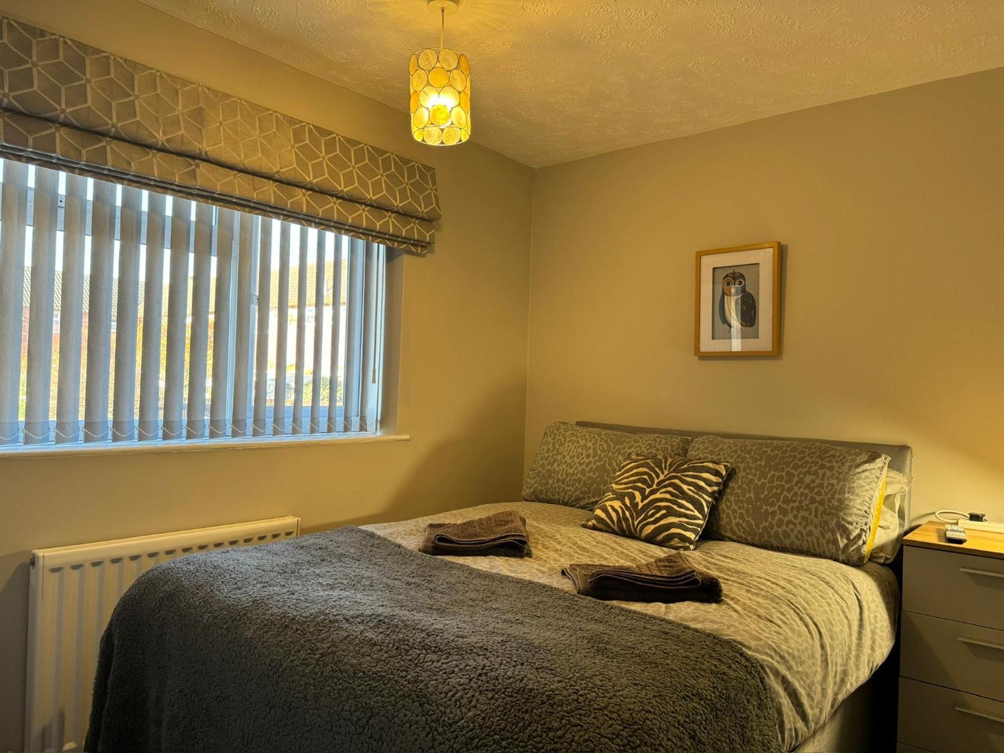 Netflix Home Jacuzzi Gym Fast Wifi Ps5 Free Parking 2 Spaces Hereford Exteriör bild